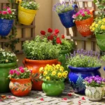 How to Decorate a Garden Using Pots